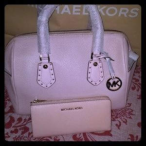 Michael kors bag and wallet original